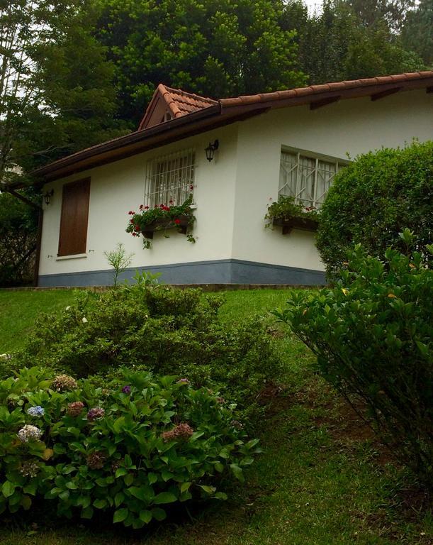 Chale Aconchegante Villa Monte Verde  Bagian luar foto