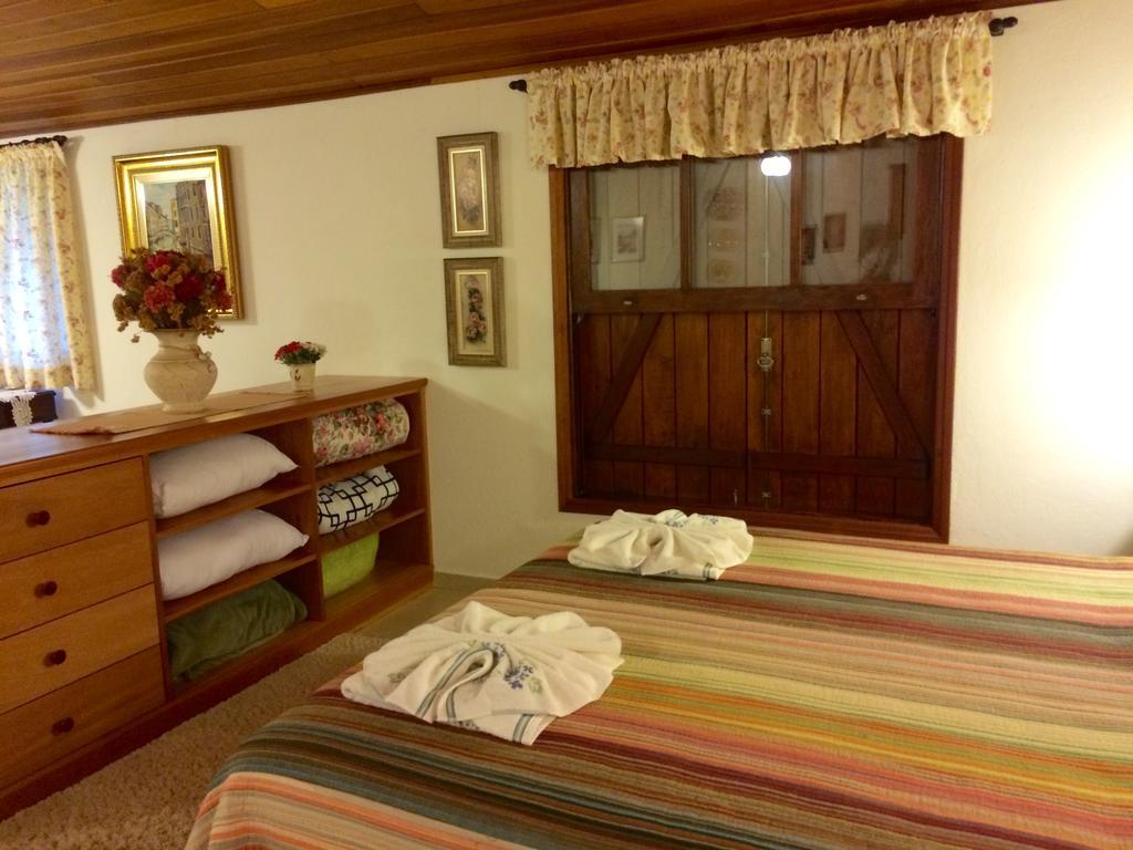 Chale Aconchegante Villa Monte Verde  Ruang foto